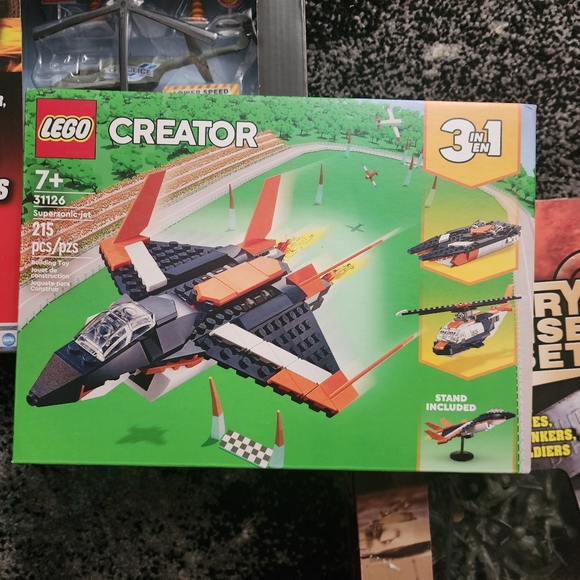 Boys toy bundle- Lego, military and police sets - Picture 12 of 13